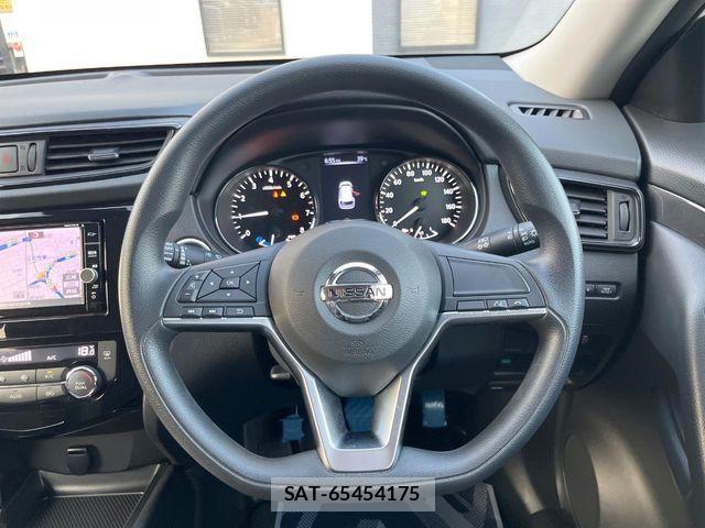 Nissan X-TRAIL HYBRID 2017-08 8355948-11