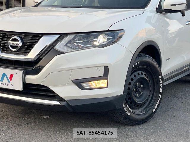 Nissan X-TRAIL HYBRID 2017-08 8355948-12