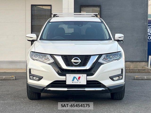 Nissan X-TRAIL HYBRID 2017-08 8355948-14