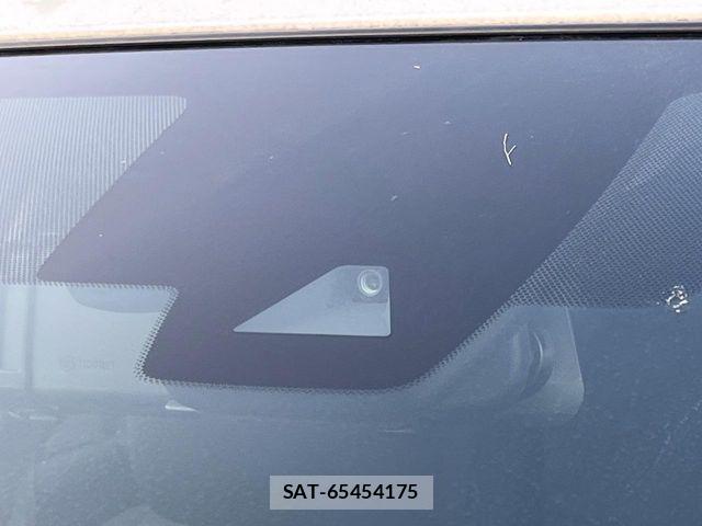 Nissan X-TRAIL HYBRID 2017-08 8355948-3