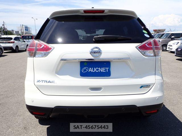 Nissan X-TRAIL HYBRID 2015-11 8564203-9