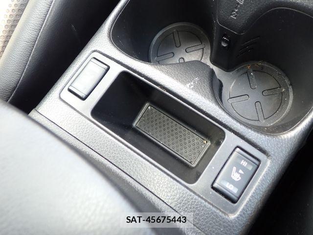 Nissan X-TRAIL HYBRID 2015-11 8564203-20