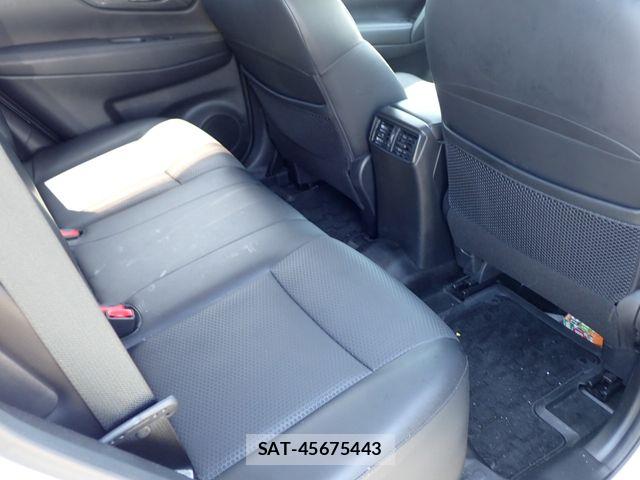 Nissan X-TRAIL HYBRID 2015-11 8564203-24