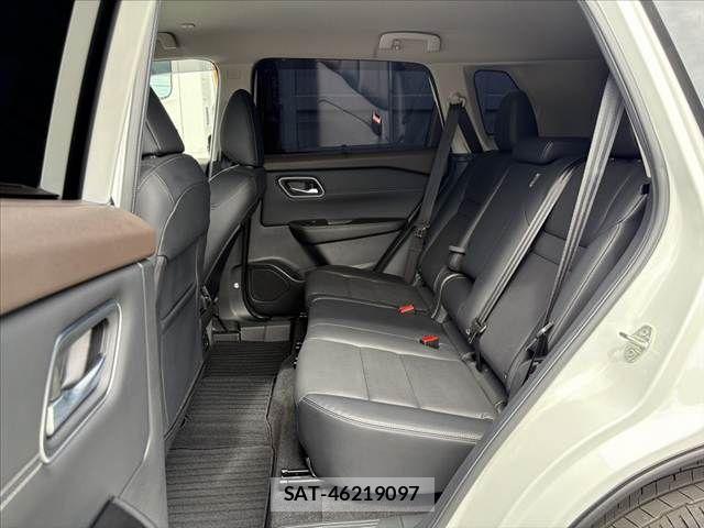 Nissan X-TRAIL HYBRID 2023-10 8564204-18