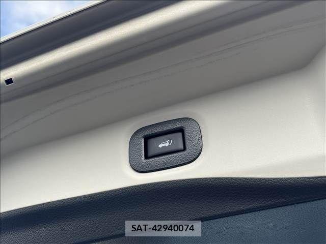 Nissan X-TRAIL HYBRID 2018-04 8564205-12