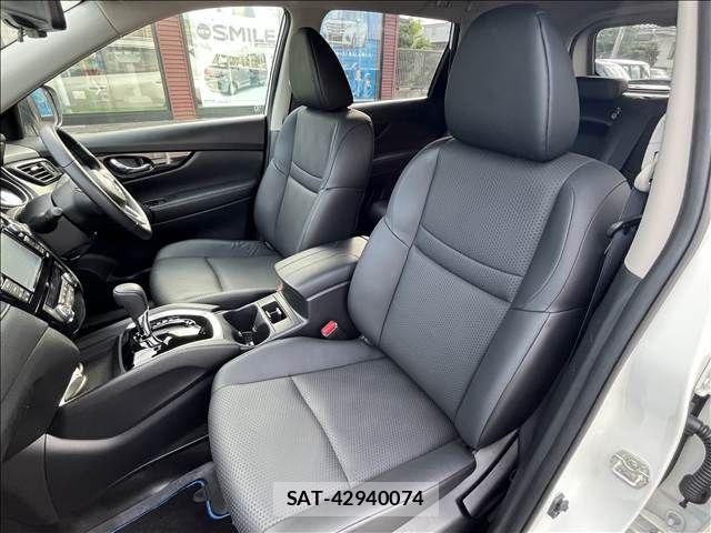 Nissan X-TRAIL HYBRID 2018-04 8564205-14