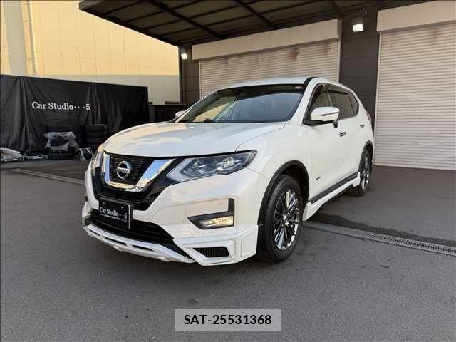 Nissan X-TRAIL HYBRID 2018-09 8747049-0