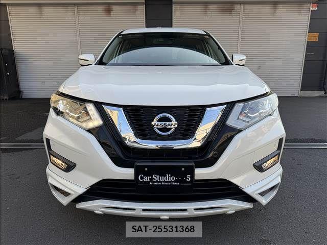 Nissan X-TRAIL HYBRID 2018-09 8747049-1