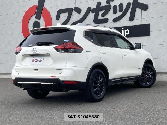 Nissan X-TRAIL HYBRID 2021-11 8747046-2