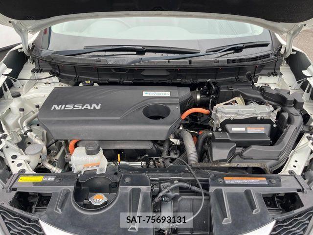 Nissan X-TRAIL HYBRID 2017-01 8747051-17