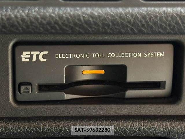 Nissan X-TRAIL HYBRID 2017-03 8747050-6