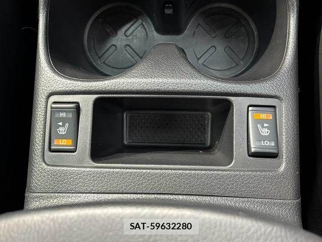 Nissan X-TRAIL HYBRID 2017-03 8747050-7