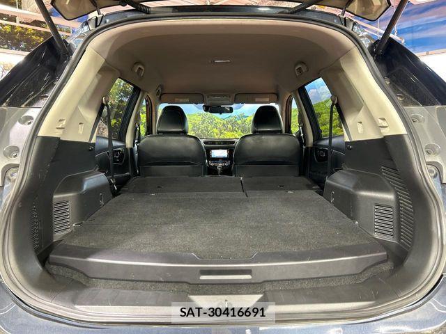 Nissan X-TRAIL HYBRID 2015-05 8782743-9