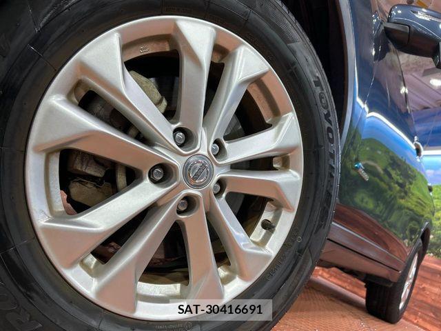 Nissan X-TRAIL HYBRID 2015-05 8782743-12