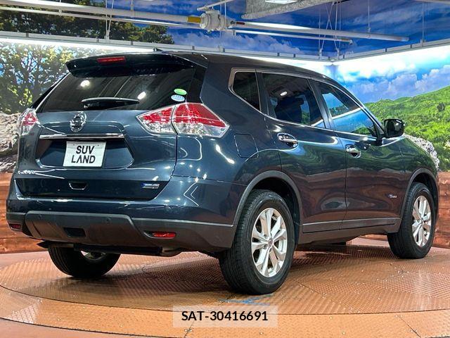 Nissan X-TRAIL HYBRID 2015-05 8782743-16