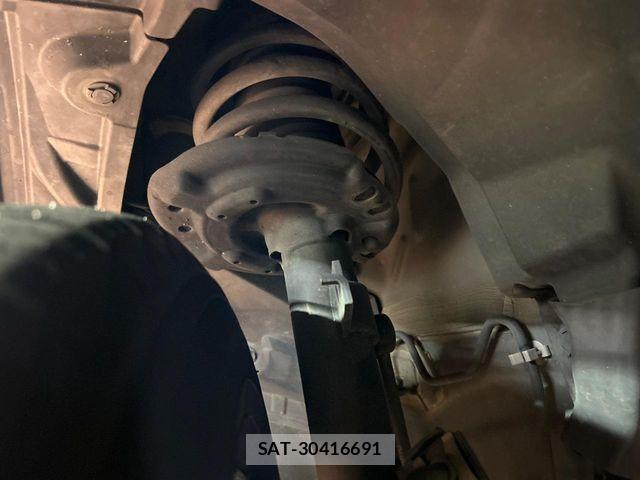 Nissan X-TRAIL HYBRID 2015-05 8782743-19