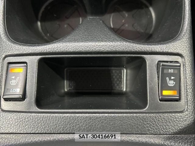 Nissan X-TRAIL HYBRID 2015-05 8782743-5