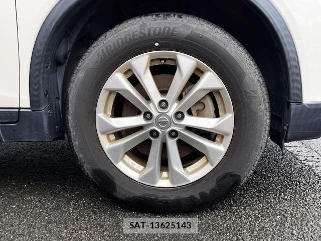 Nissan X-TRAIL HYBRID 2015-10 8782744-4