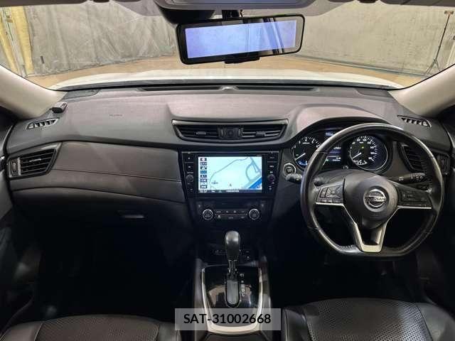Nissan X-TRAIL HYBRID 2019-07 8798012-17