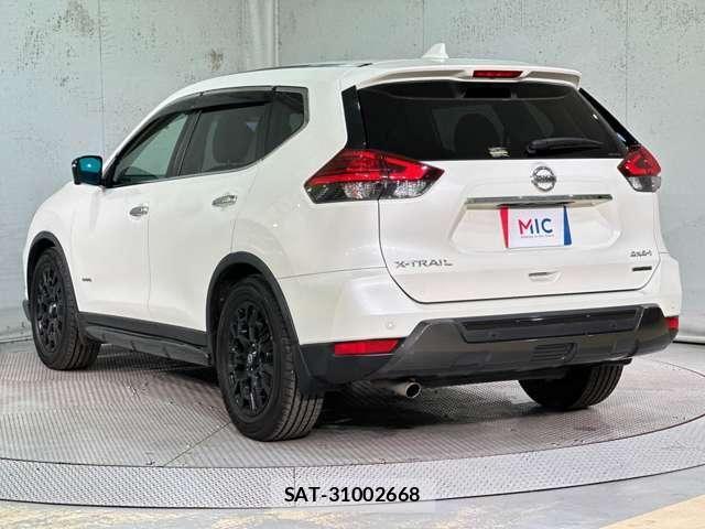 Nissan X-TRAIL HYBRID 2019-07 8798012-6