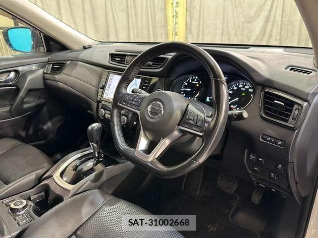 Nissan X-TRAIL HYBRID 2019-07 8798012-8