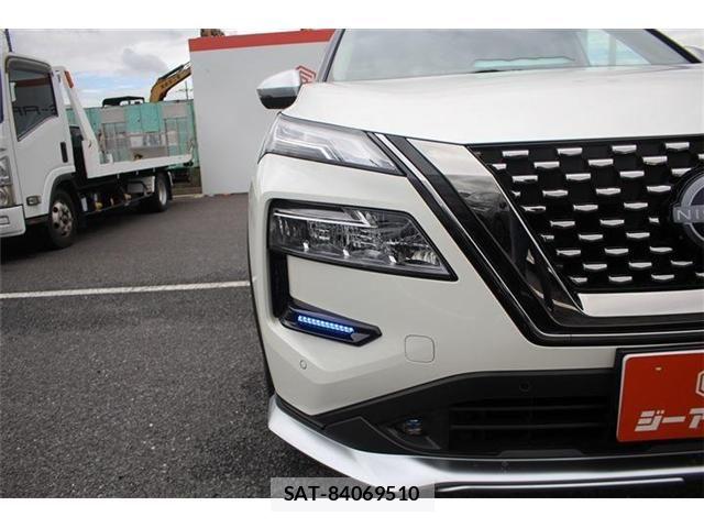 Nissan X-TRAIL HYBRID 2022-12 8798010-12