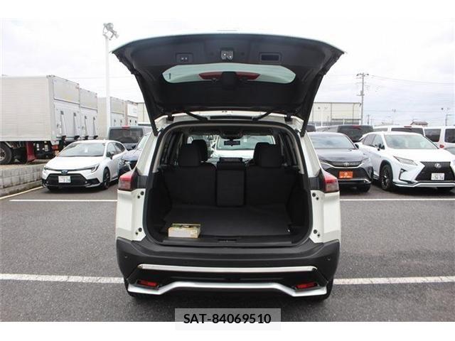 Nissan X-TRAIL HYBRID 2022-12 8798010-26