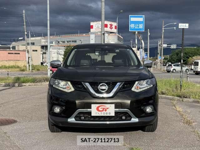 Nissan X-TRAIL HYBRID 2016-01 8798013-2