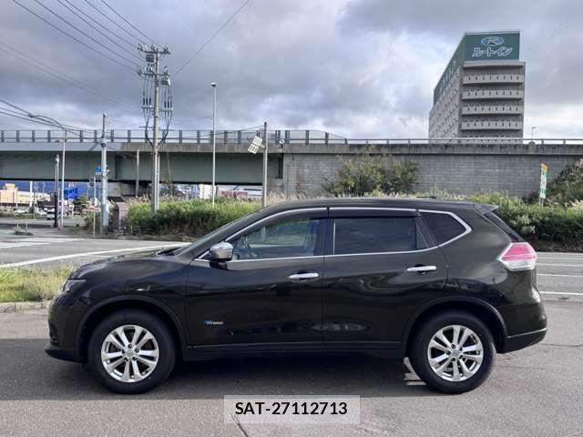 Nissan X-TRAIL HYBRID 2016-01 8798013-5
