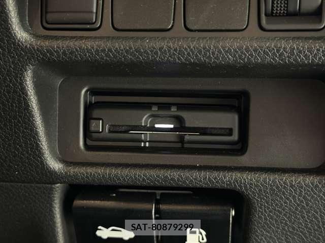 Nissan X-TRAIL HYBRID 2021-06 8798011-14
