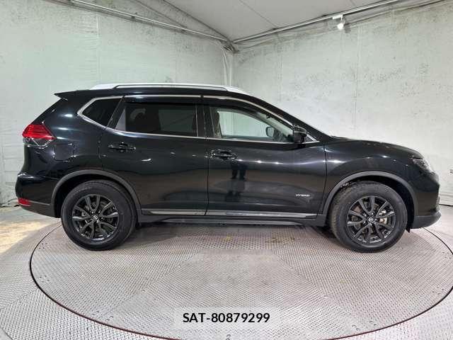 Nissan X-TRAIL HYBRID 2021-06 8798011-3