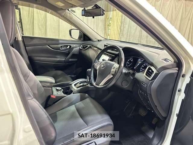 Nissan X-TRAIL HYBRID 2016-02 8872466-8