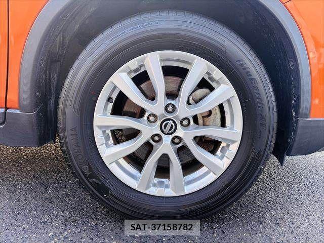 Nissan X-TRAIL HYBRID 2018-07 8884657-12