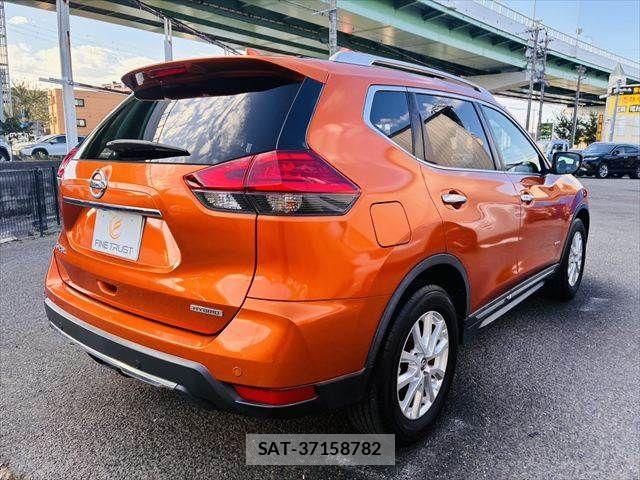 Nissan X-TRAIL HYBRID 2018-07 8884657-16