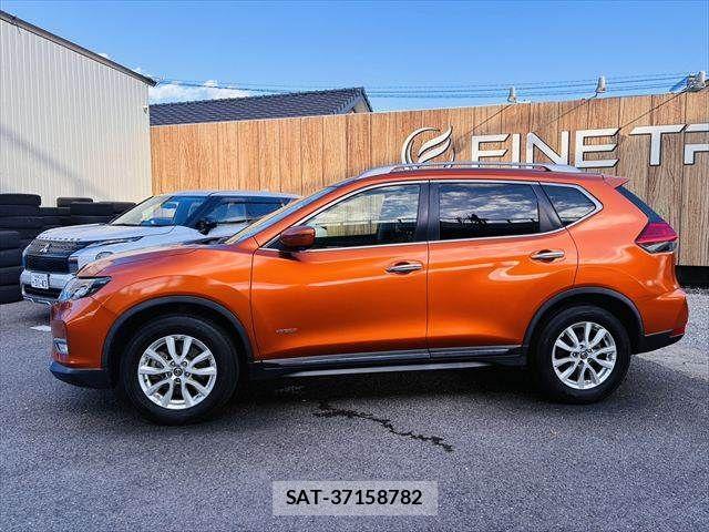 Nissan X-TRAIL HYBRID 2018-07 8884657-19