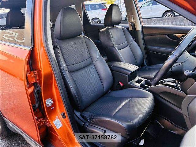 Nissan X-TRAIL HYBRID 2018-07 8884657-6