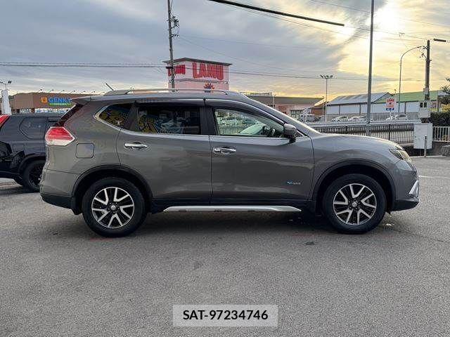 Nissan X-TRAIL HYBRID 2015-07 617354-21