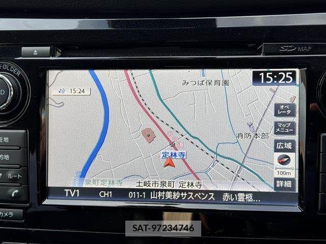 Nissan X-TRAIL HYBRID 2015-07 617354-3