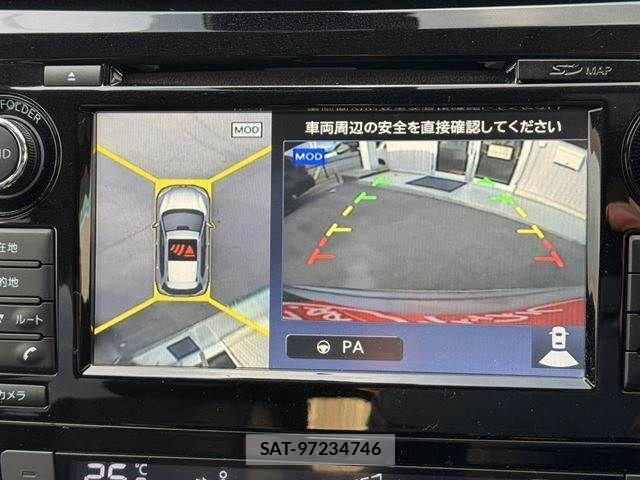 Nissan X-TRAIL HYBRID 2015-07 617354-4