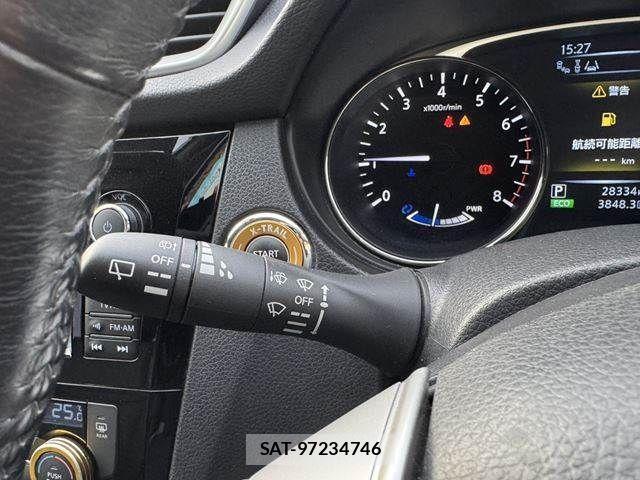 Nissan X-TRAIL HYBRID 2015-07 617354-7