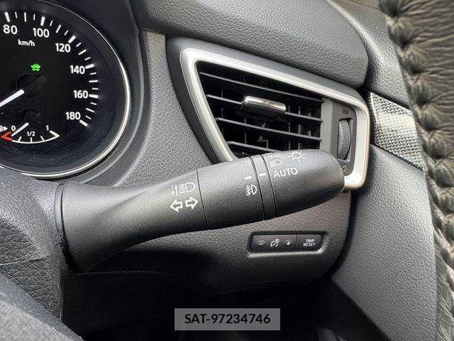 Nissan X-TRAIL HYBRID 2015-07 617354-8