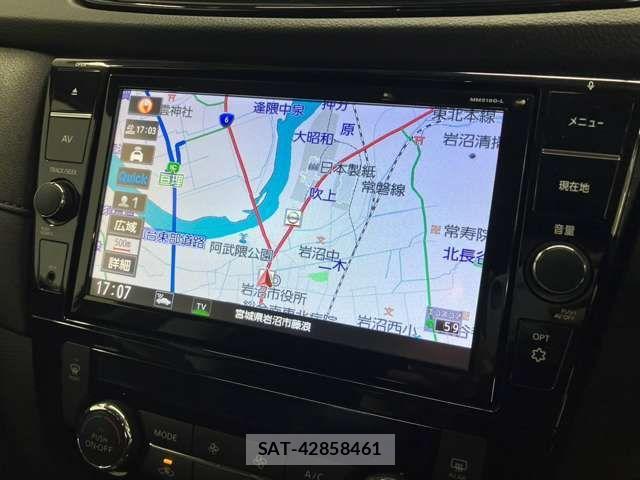 Nissan X-TRAIL HYBRID 2018-06 844141-9