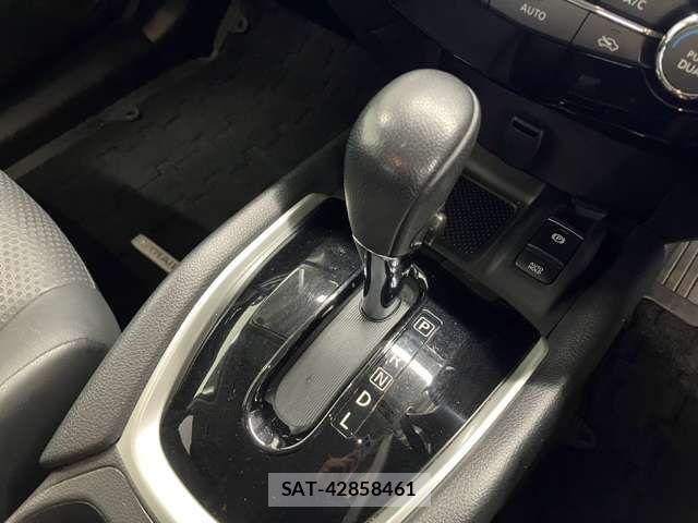 Nissan X-TRAIL HYBRID 2018-06 844141-11