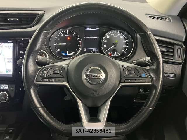Nissan X-TRAIL HYBRID 2018-06 844141-7