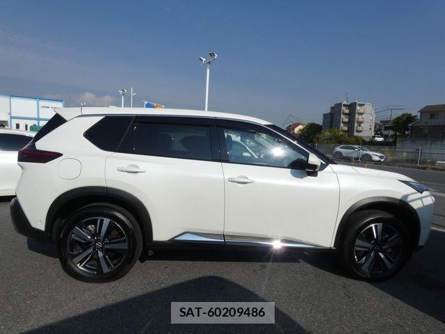 Nissan X-TRAIL HYBRID 2024-01 1496642-4
