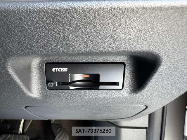Nissan X-TRAIL HYBRID 2022-11 1830551-11