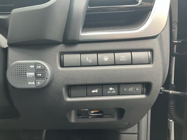 Nissan X-TRAIL HYBRID 2022-07 3688935-19