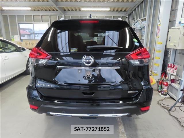 Nissan X-TRAIL HYBRID 2018-09 3780906-18