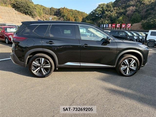 Nissan X-TRAIL HYBRID 2025-02 4334032-9