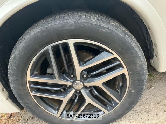 Nissan X-TRAIL HYBRID 2017-09 4334050-12